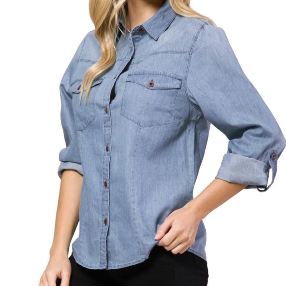 NWT Design by Olivia Chambray Denim Shirt
